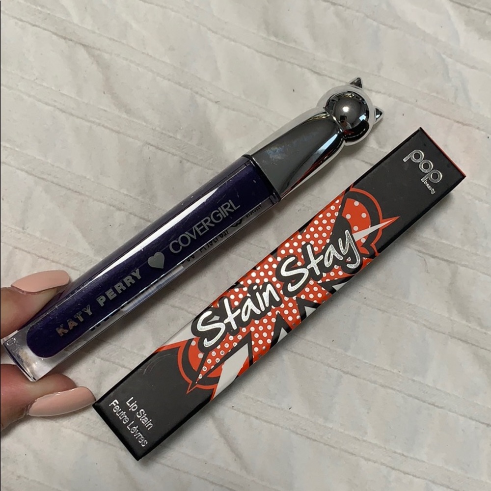 Sold ! Bold lippies bundle